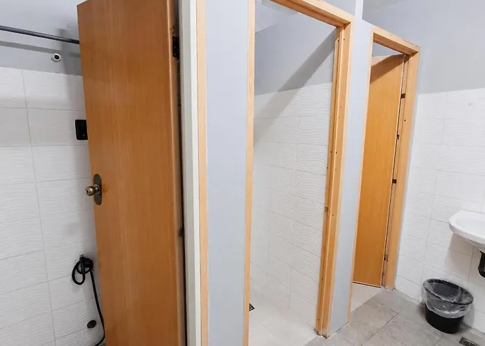 Капсульный отель Budget Near Mrt Shaw Манила